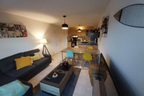 Charming T3 with balcony near beach